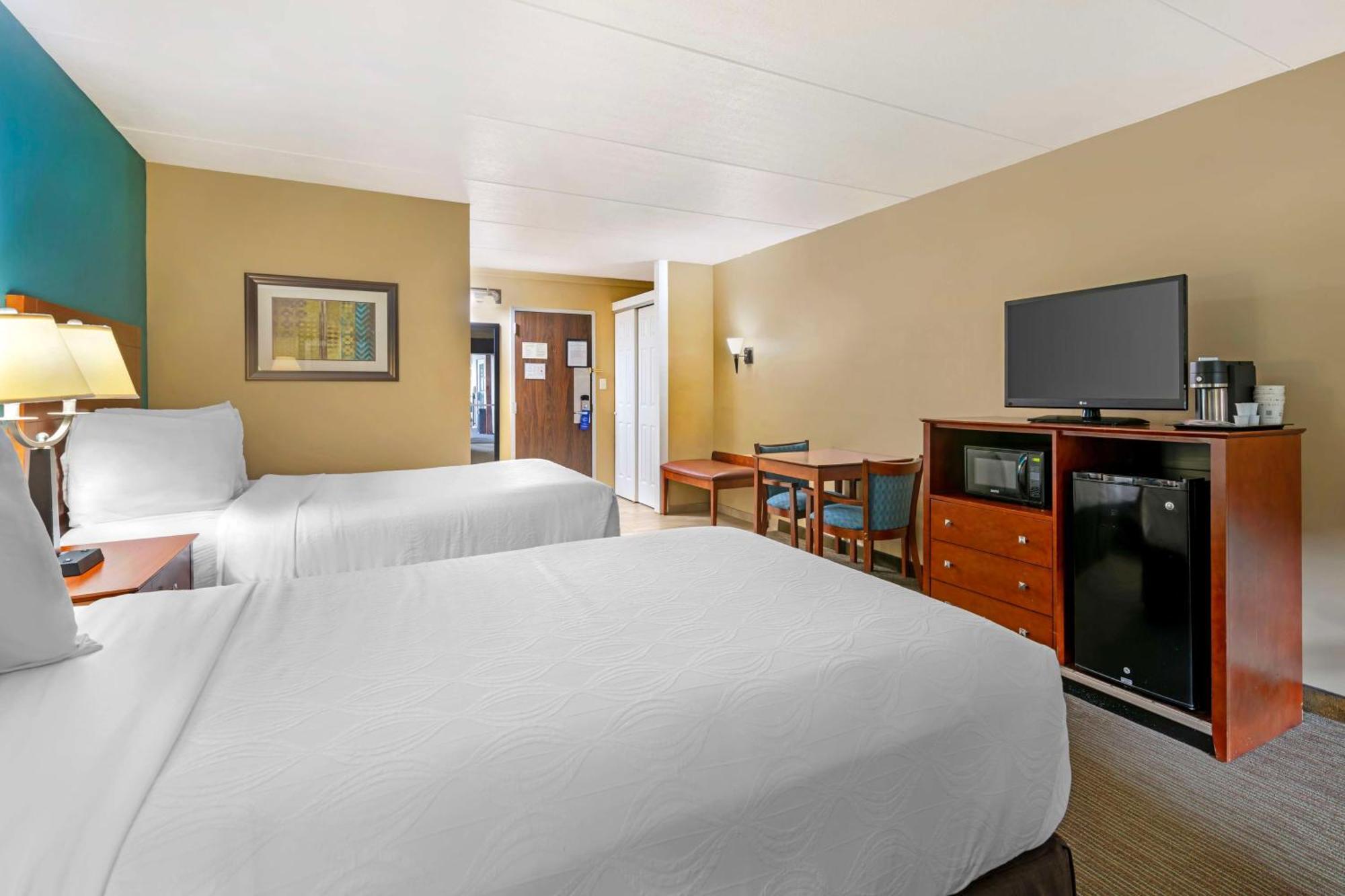 Best Western Plus Plattsburgh Exteriör bild